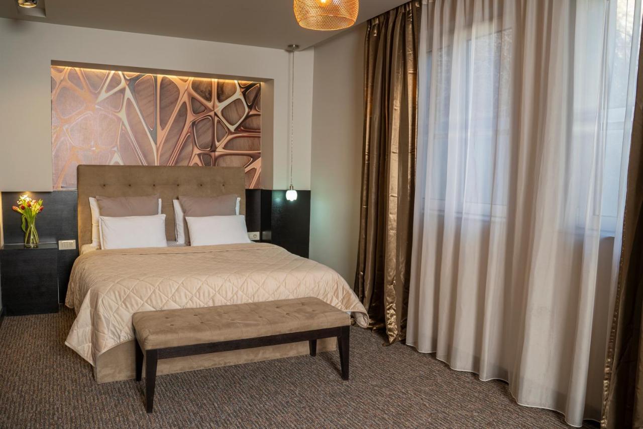 Akacija Luxury Suites Belgrad Exteriör bild