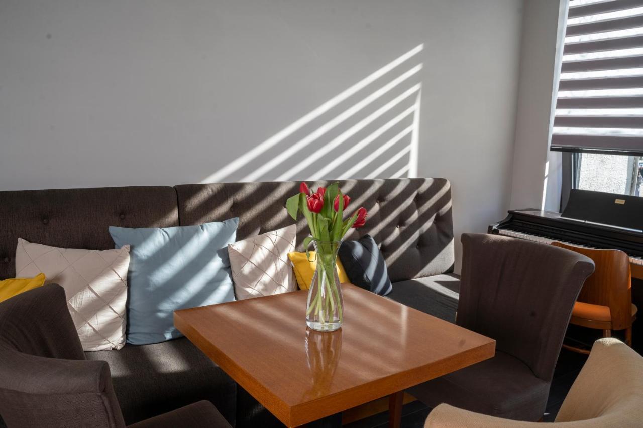 Akacija Luxury Suites Belgrad Exteriör bild